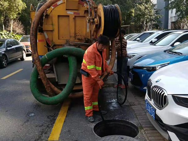 鲁山排污管道清淤